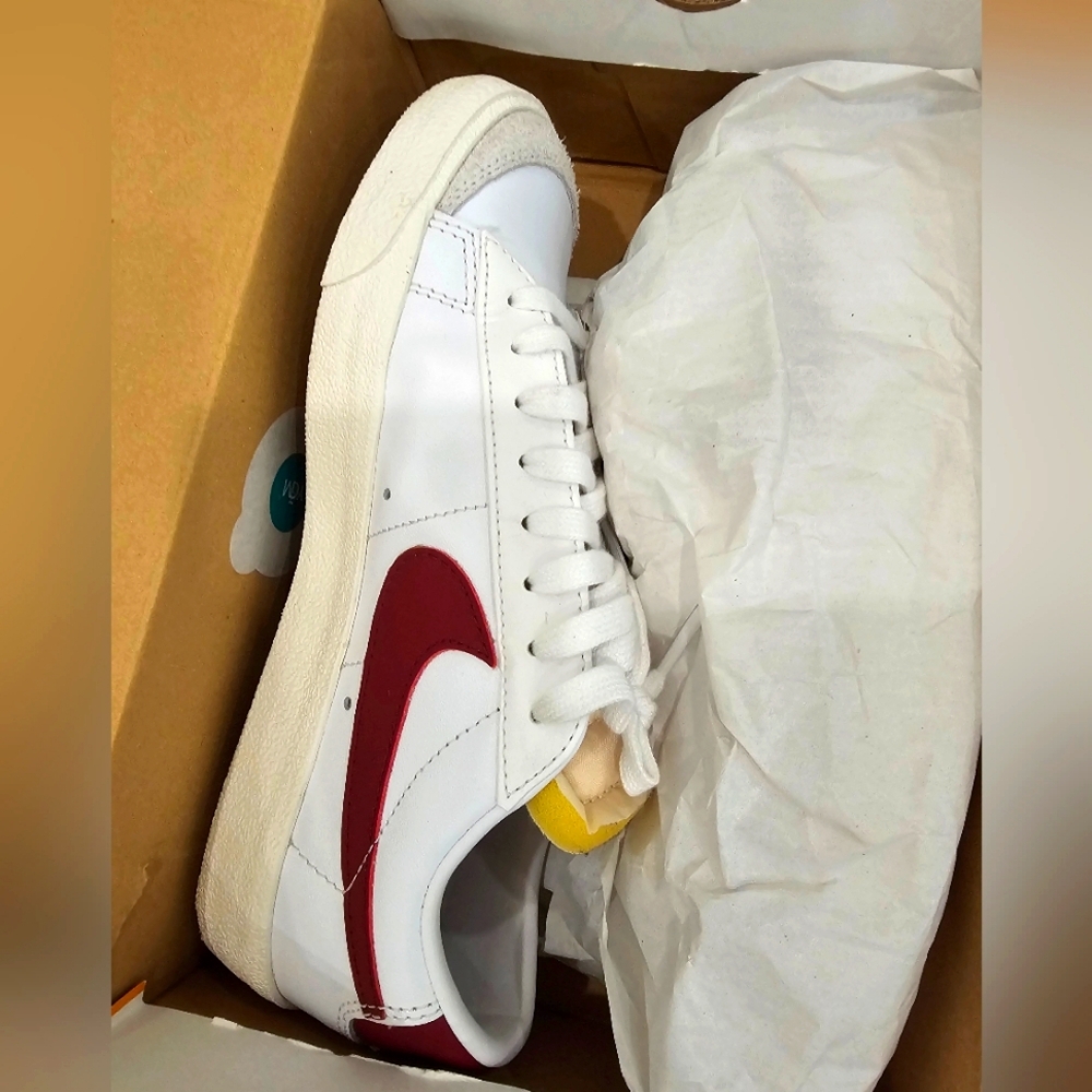 Nike Blazer 7.5W